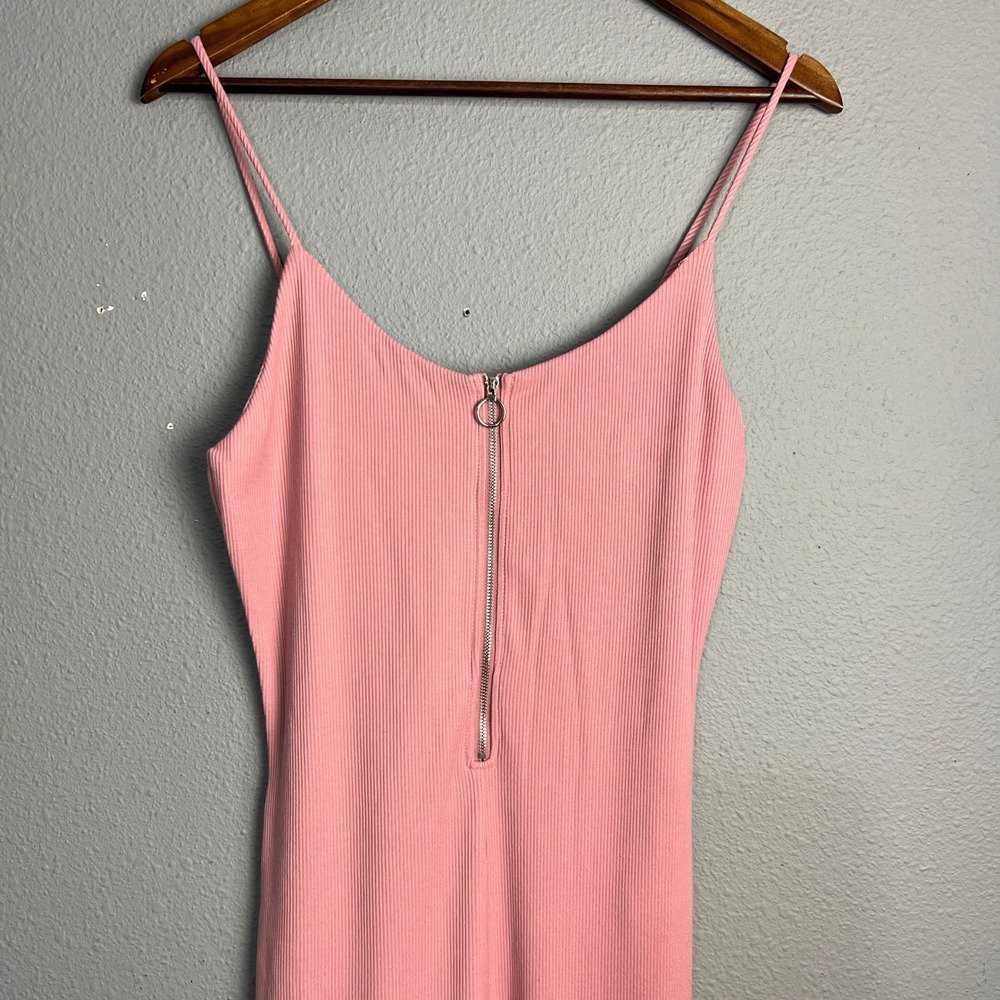 Better Be Jumpsuit Ribbed Sleeveless Spaghetti Strap Zip Front Pink Romper Sz LG